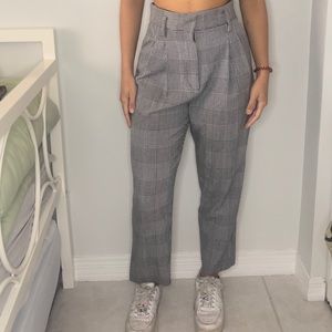 h&m houndstooth printed gray high waisted pants